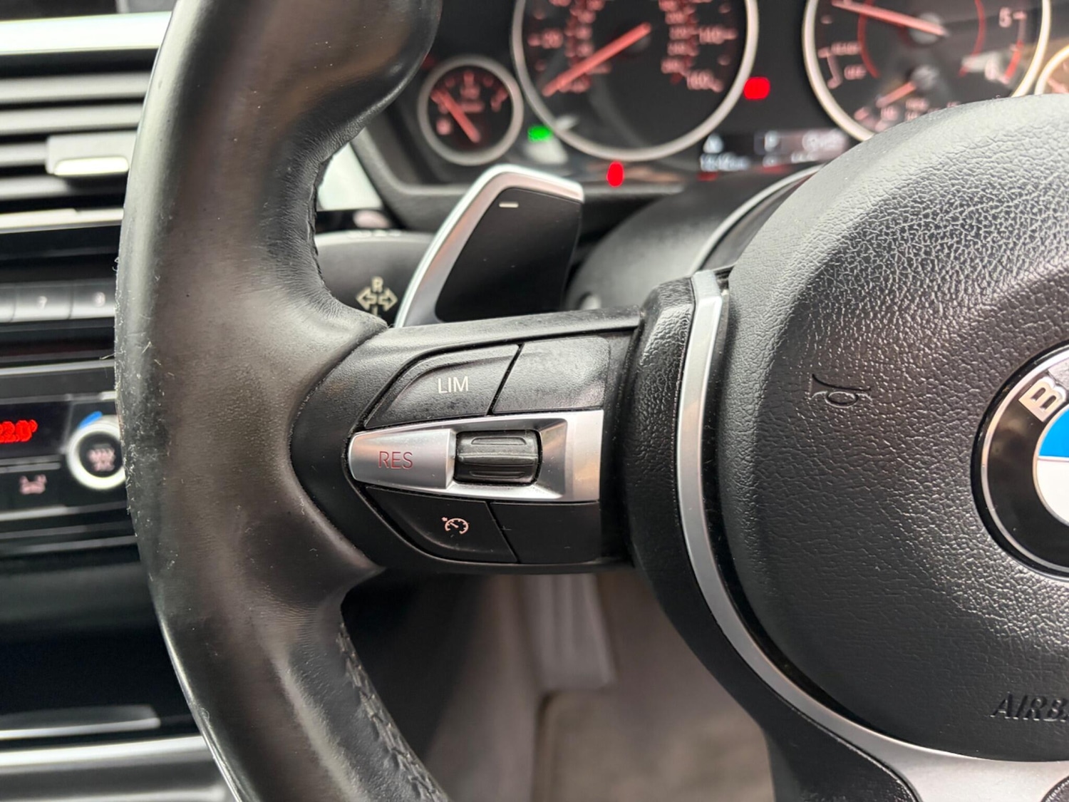 Used BMW 3 Series for sale - 77216117: Photo 34