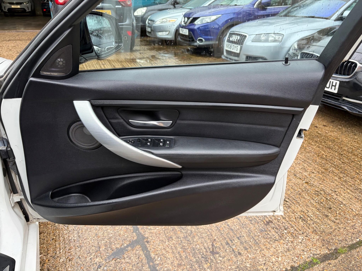 Used BMW 3 Series for sale - 77216117: Photo 43