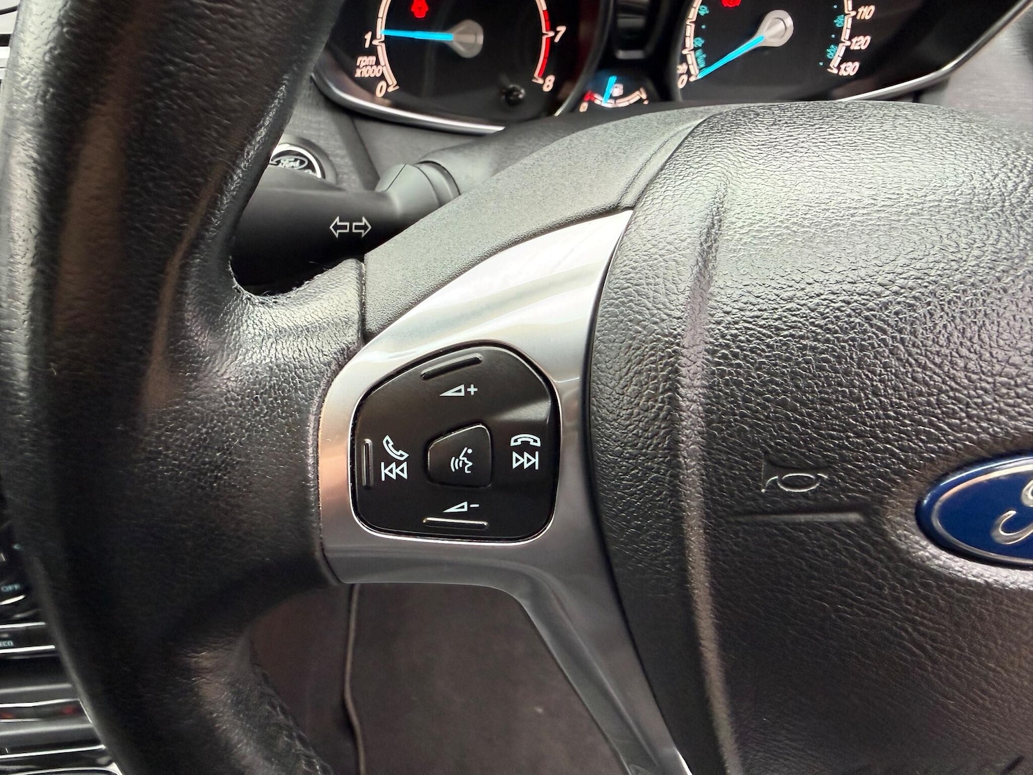 Used Ford Fiesta for sale - 76728975: Photo 25