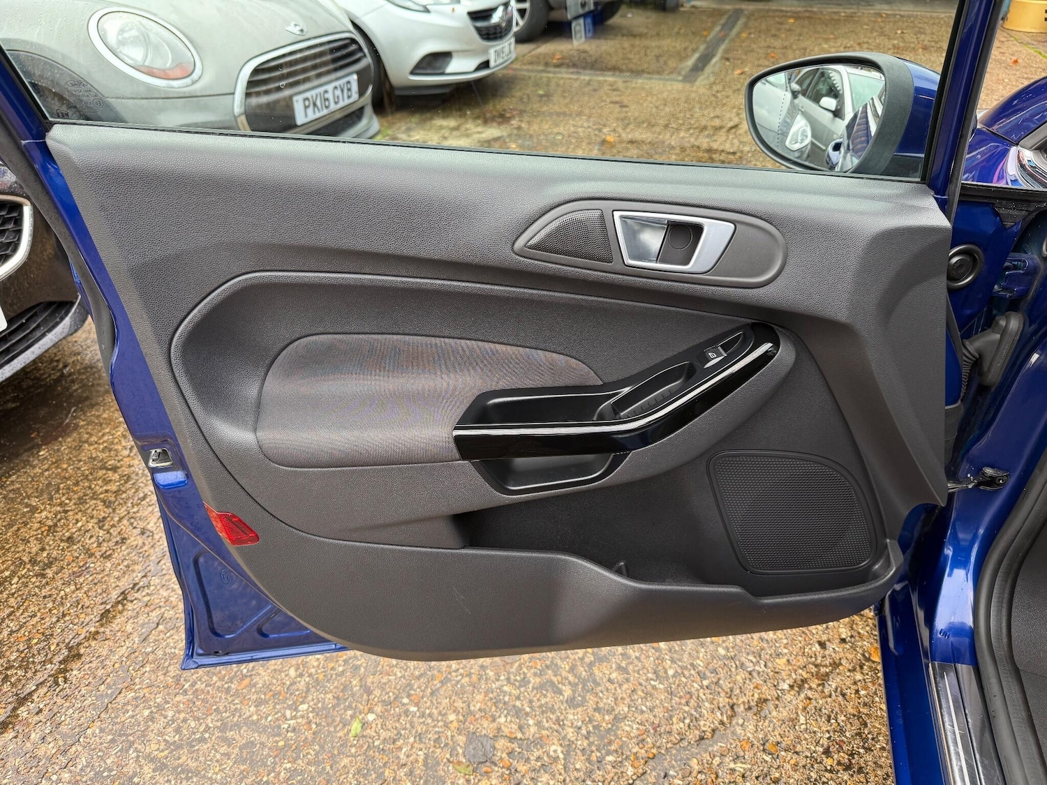 Used Ford Fiesta for sale - 76728975: Photo 31