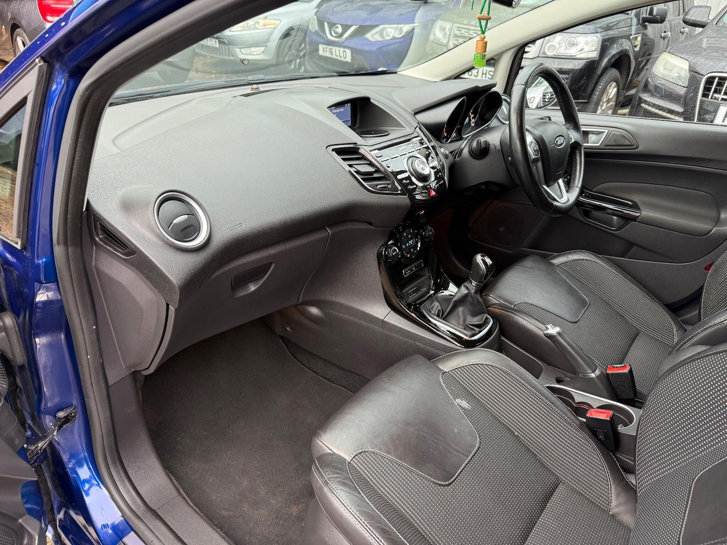 Used Ford Fiesta for sale - 76728975: Photo 48