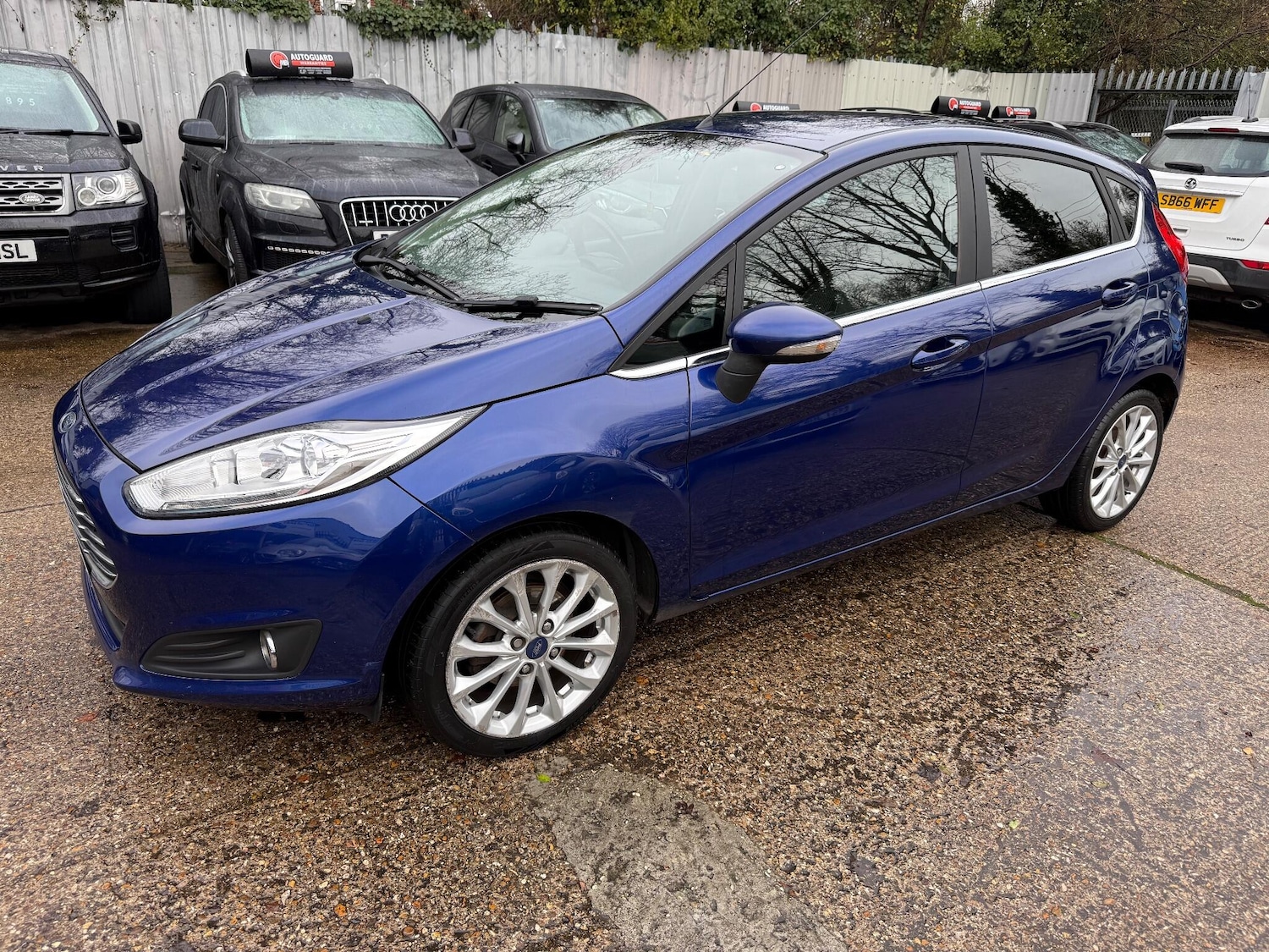 Used Ford Fiesta for sale - 76728975: Photo 6