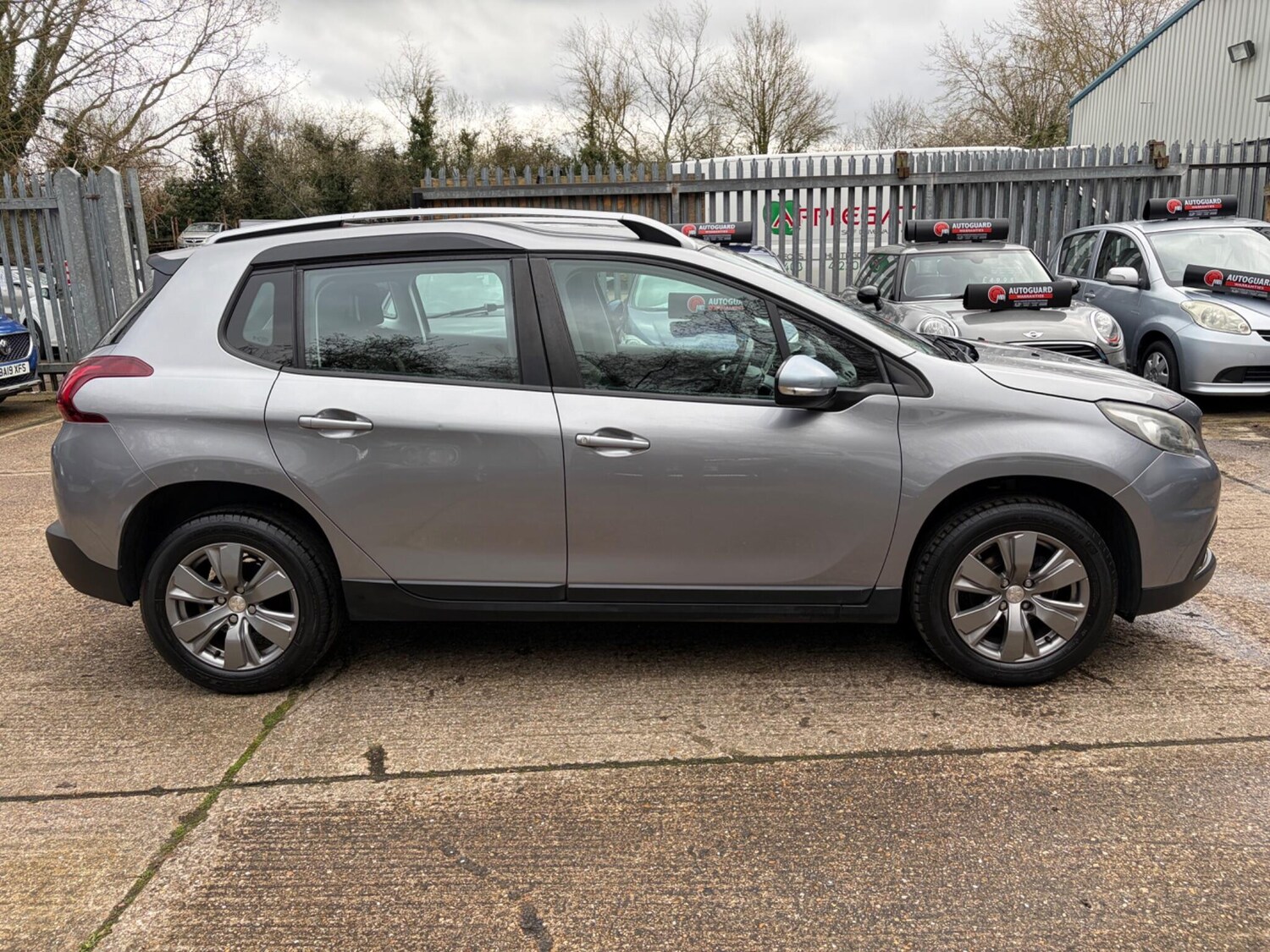 Used Peugeot 2008 2017 for sale - 77723804: Photo 11
