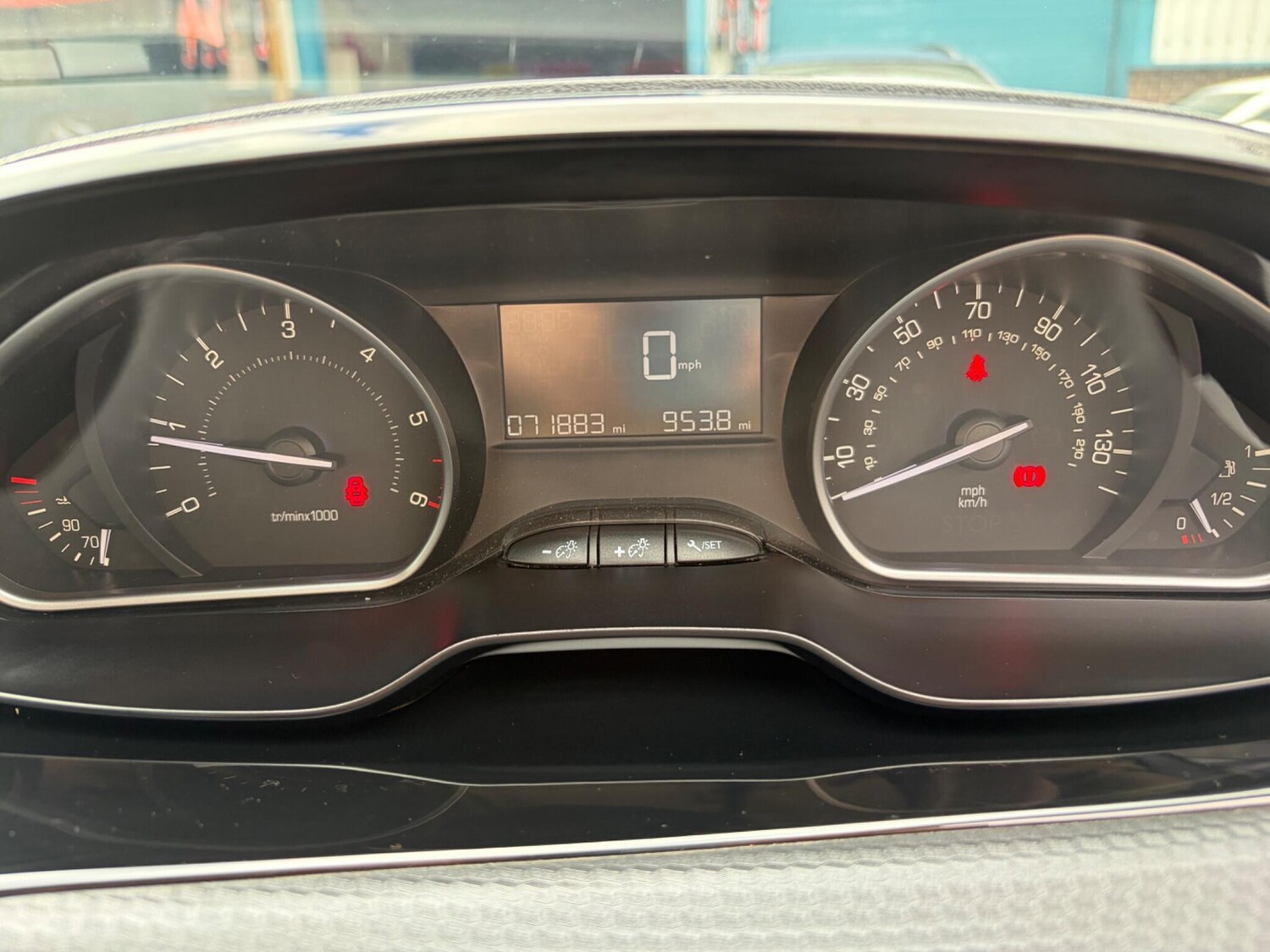 Used Peugeot 2008 2017 for sale - 77723804: Photo 21