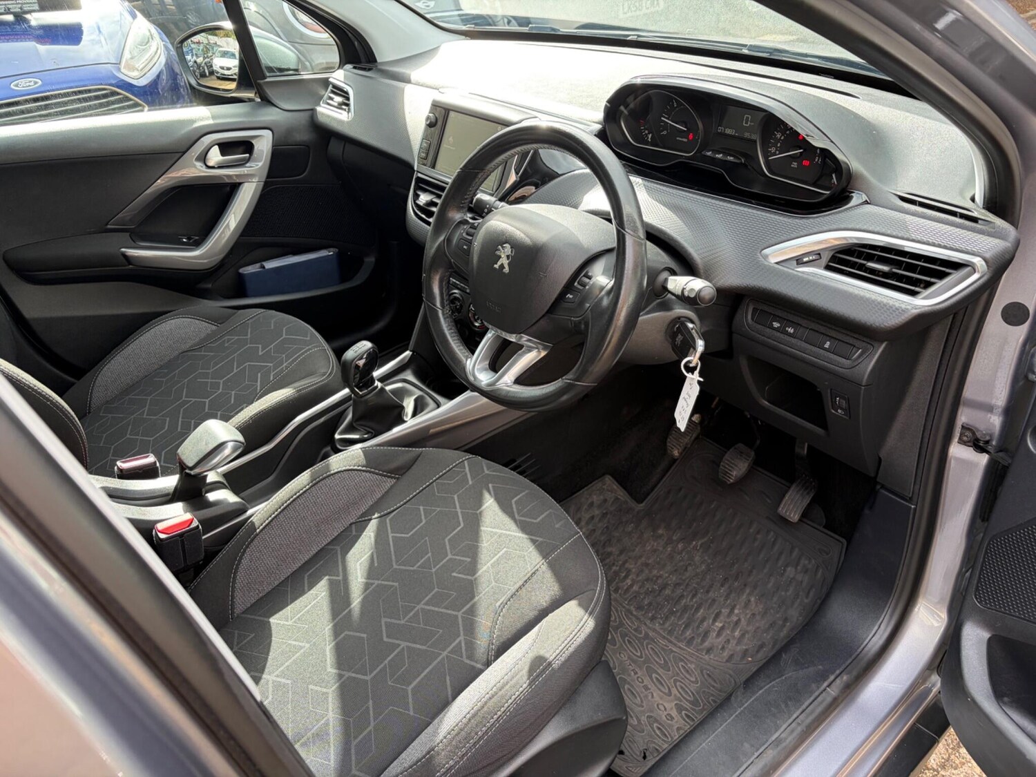 Used Peugeot 2008 2017 for sale - 77723804: Photo 34