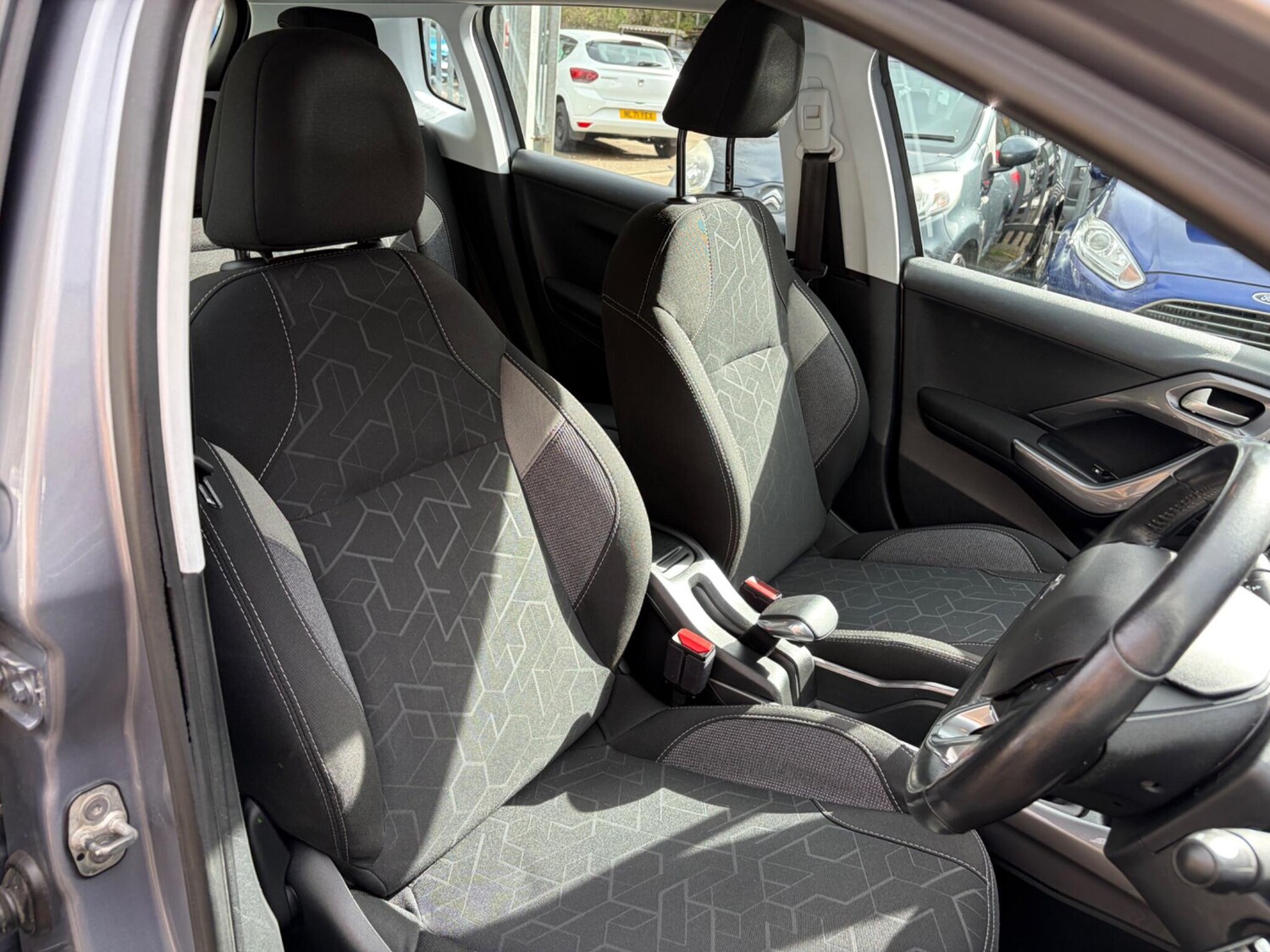 Used Peugeot 2008 2017 for sale - 77723804: Photo 36