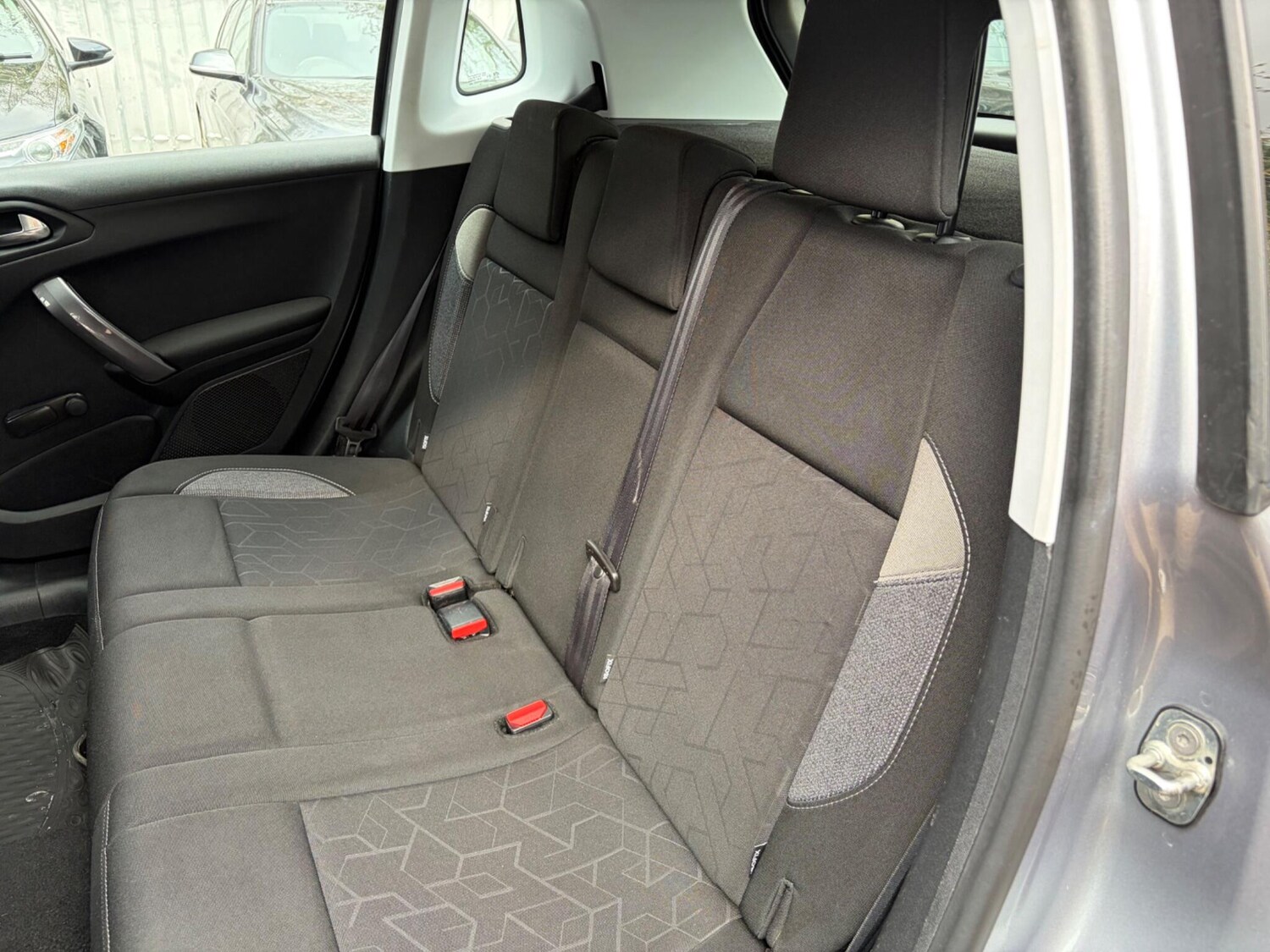 Used Peugeot 2008 2017 for sale - 77723804: Photo 45