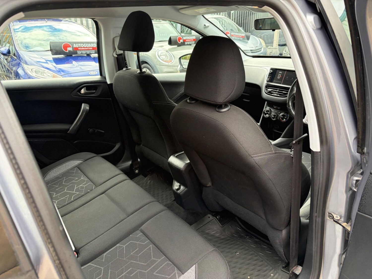 Used Peugeot 2008 2017 for sale - 77723804: Photo 48