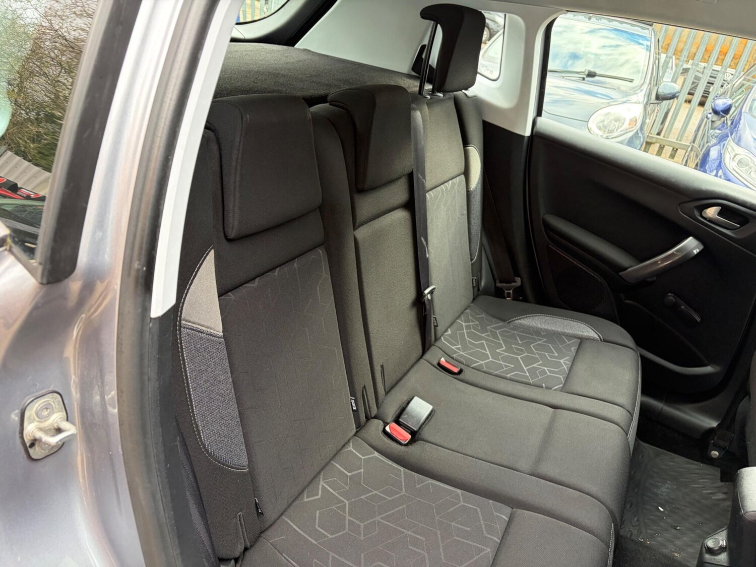 Used Peugeot 2008 2017 for sale - 77723804: Photo 50