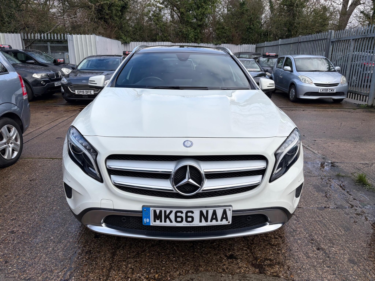 Used Mercedes-Benz GLA 2016 for sale - 77396164: Photo 2