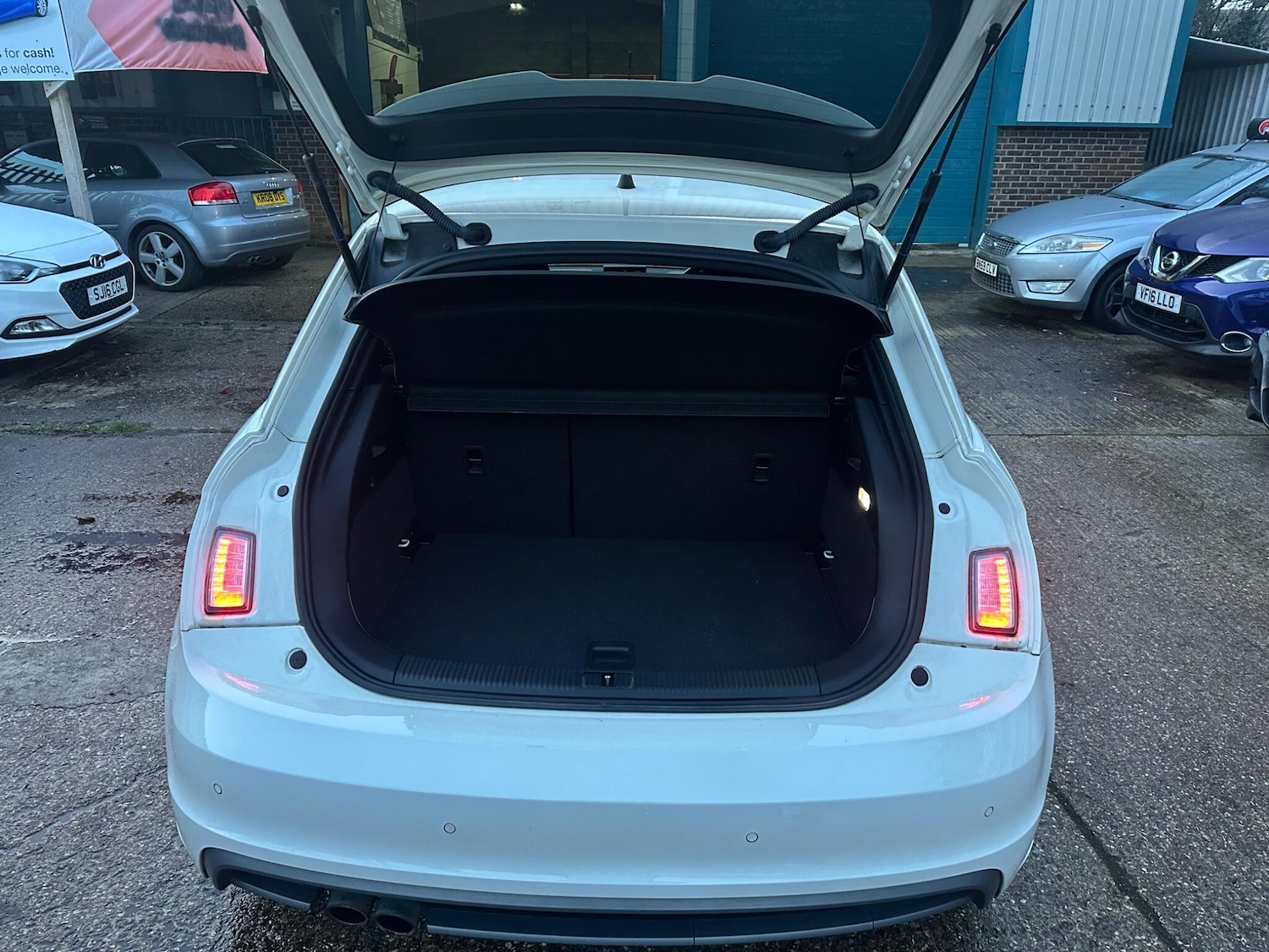 Used Audi A1 2014 for sale - 76953000: Photo 35