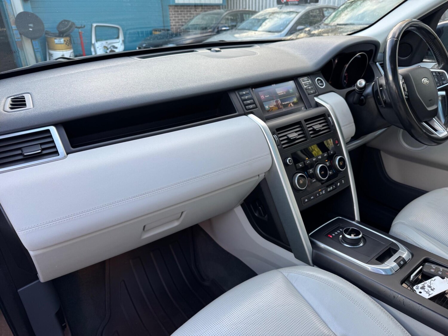 Used Land Rover Discovery Sport for sale - 78214689: Photo 16