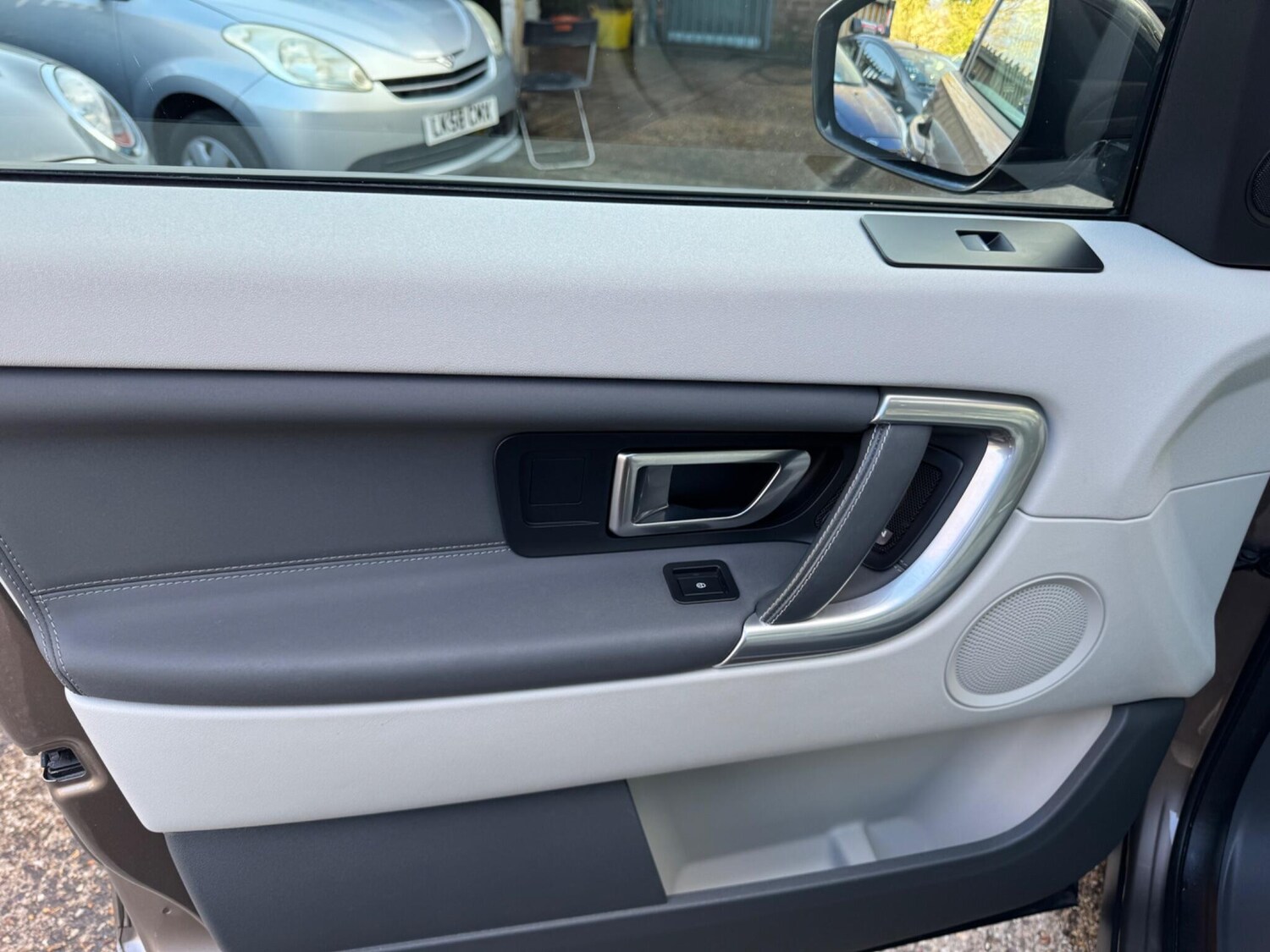 Used Land Rover Discovery Sport for sale - 78214689: Photo 29