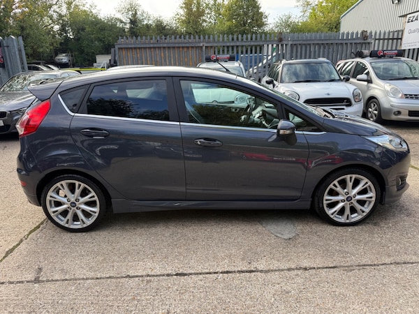 Used Ford Fiesta 2015 for sale - 76021232: Photo 11