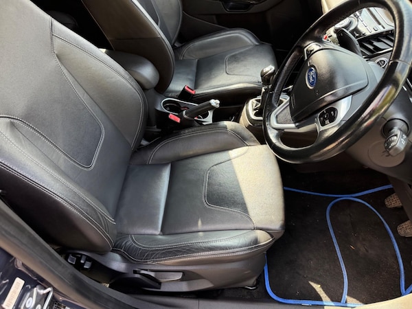 Used Ford Fiesta 2015 for sale - 76021232: Photo 36
