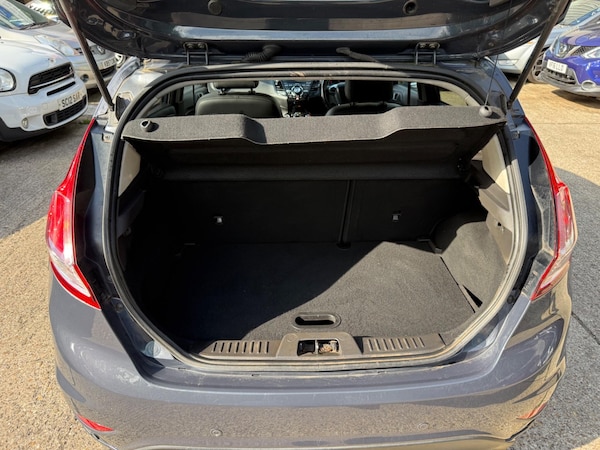 Used Ford Fiesta 2015 for sale - 76021232: Photo 52