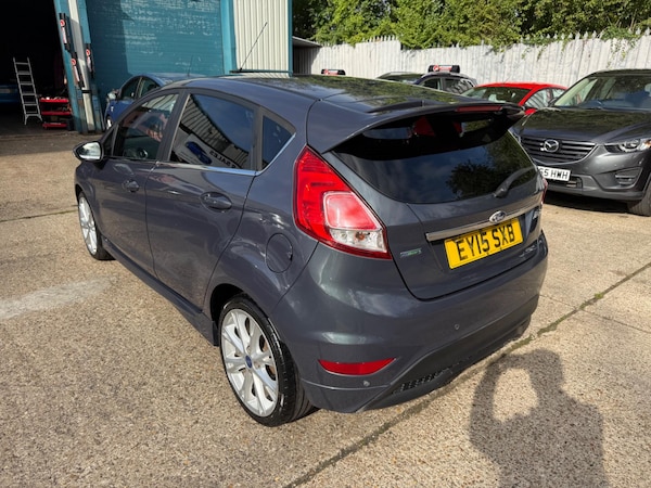 Used Ford Fiesta 2015 for sale - 76021232: Photo 7
