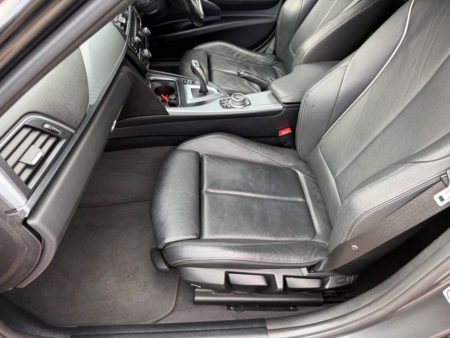 Used BMW 3 Series 2018 for sale - 77175743: Photo 40