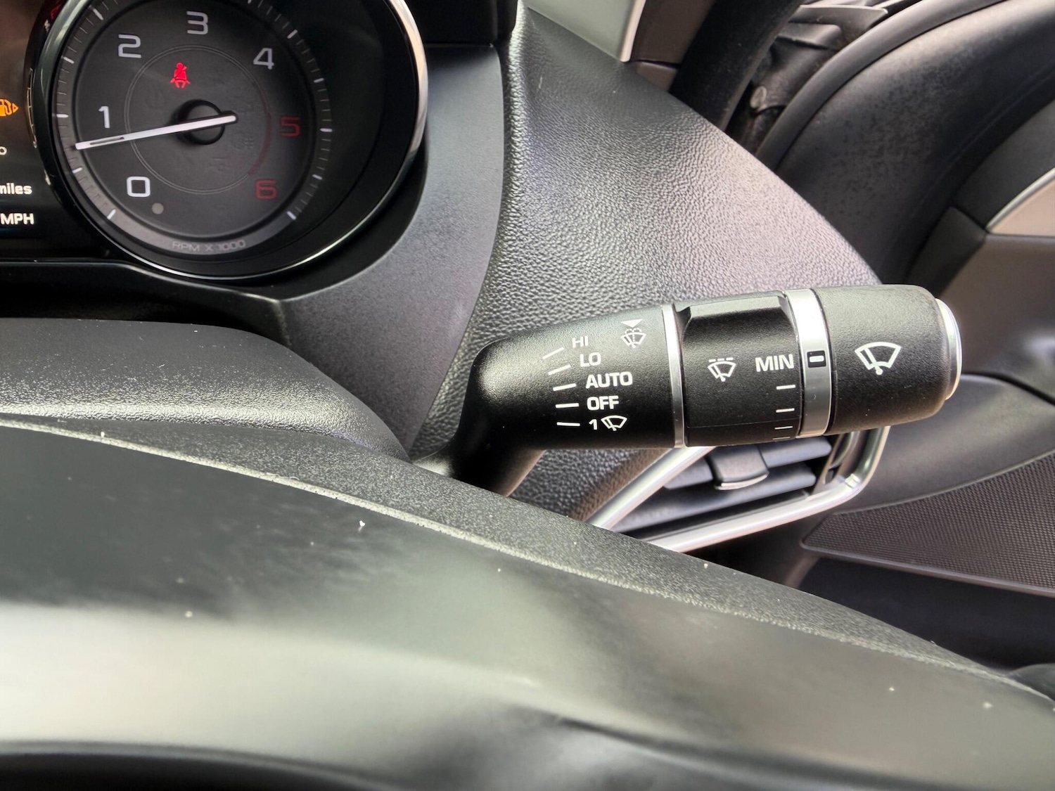 Used Jaguar XE 2016 for sale - 78071812: Photo 28