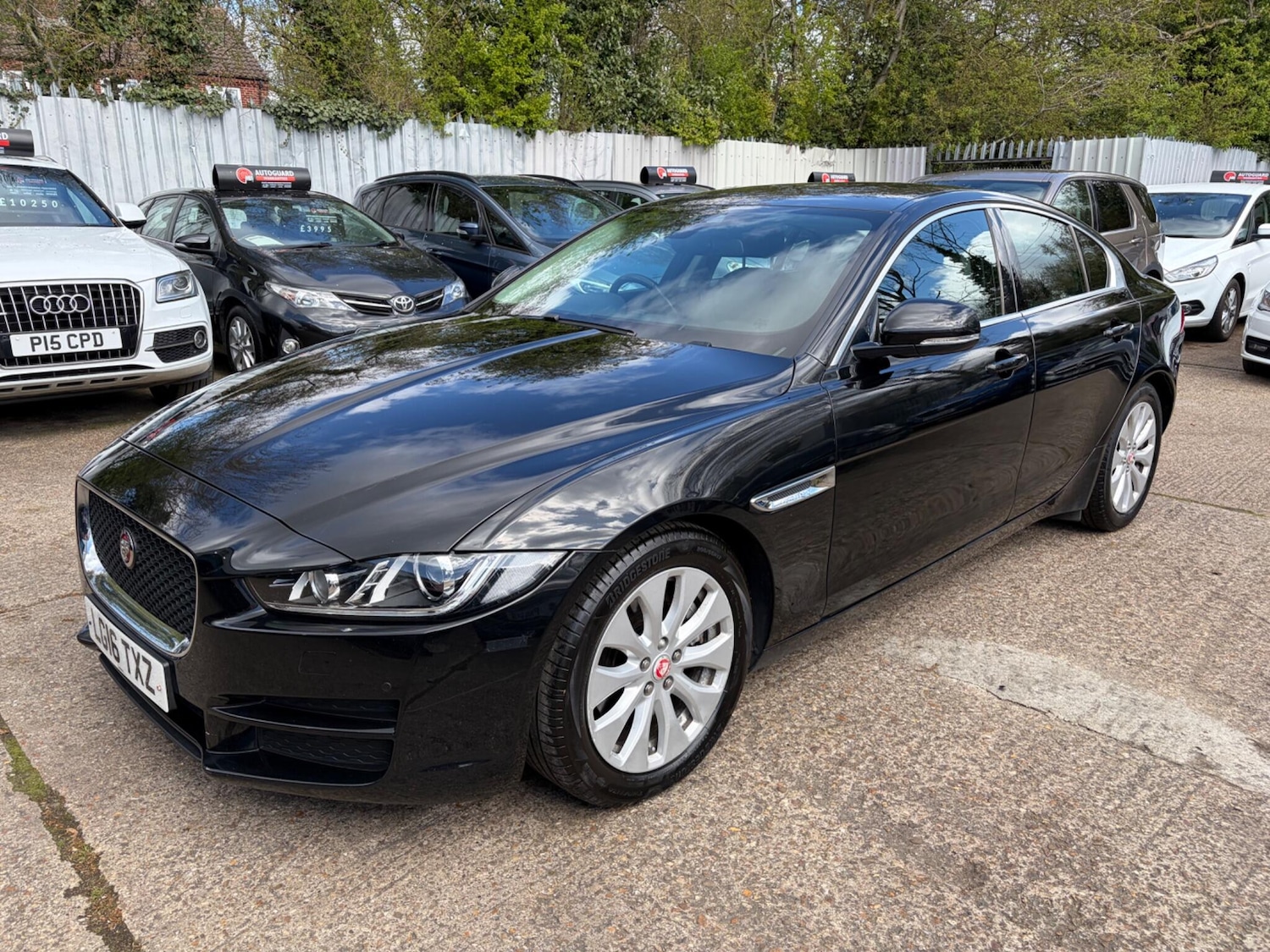 Used Jaguar XE 2016 for sale - 78071812: Photo 4