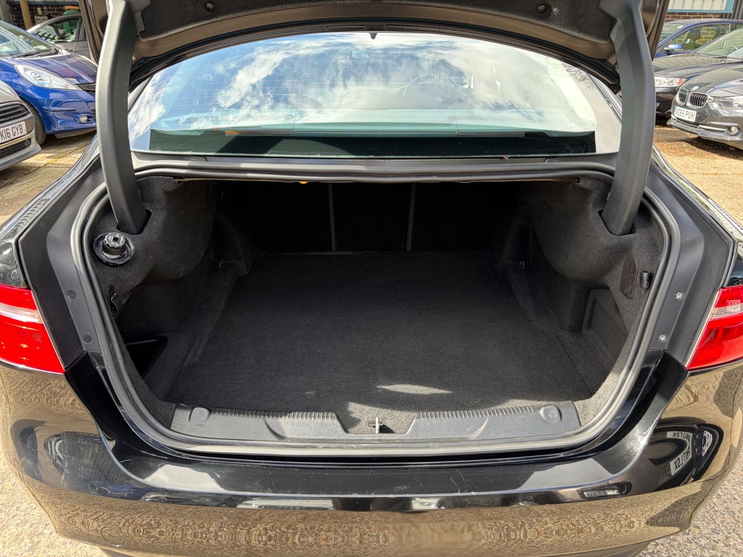 Used Jaguar XE 2016 for sale - 78071812: Photo 52