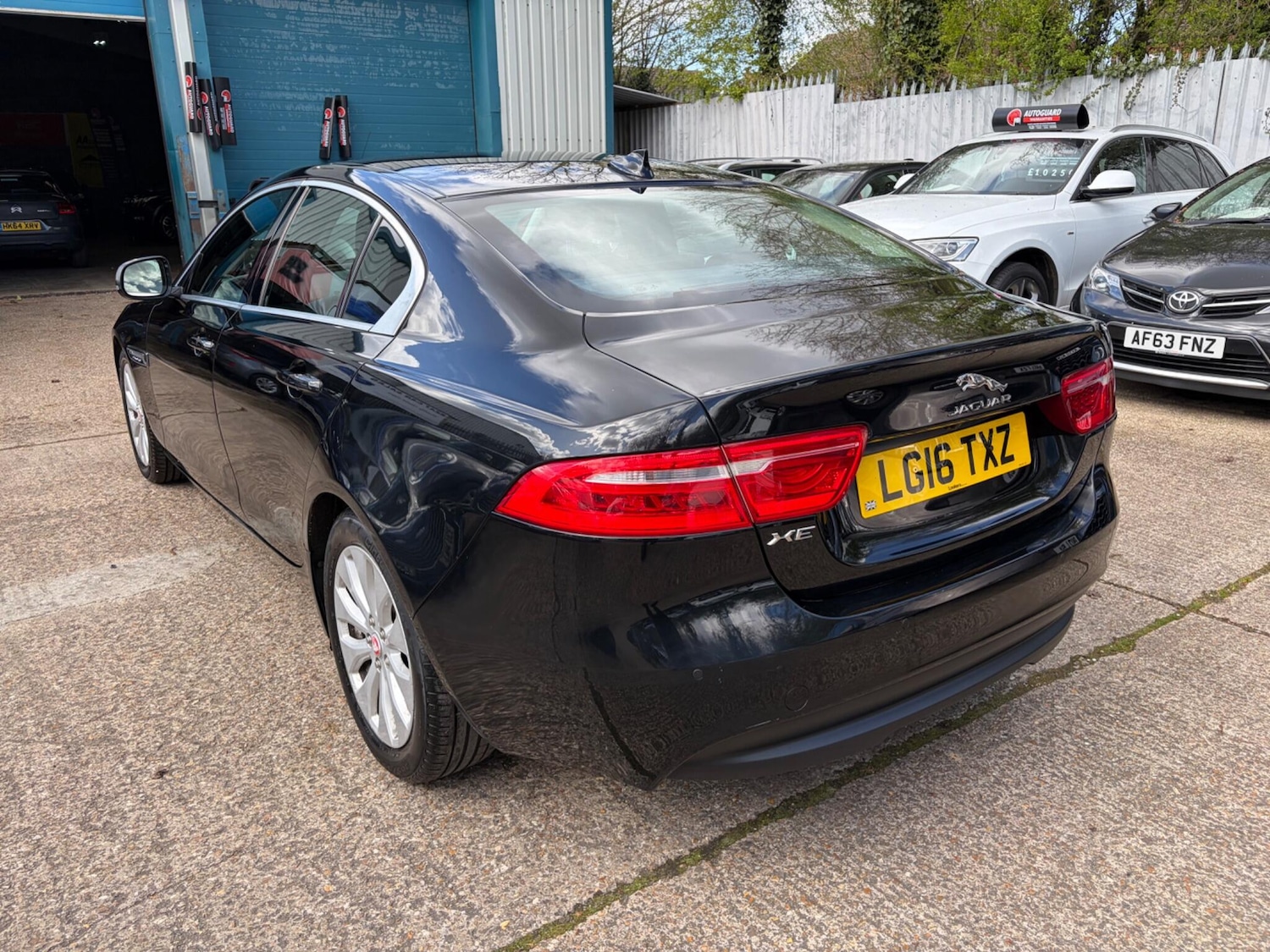 Used Jaguar XE 2016 for sale - 78071812: Photo 7