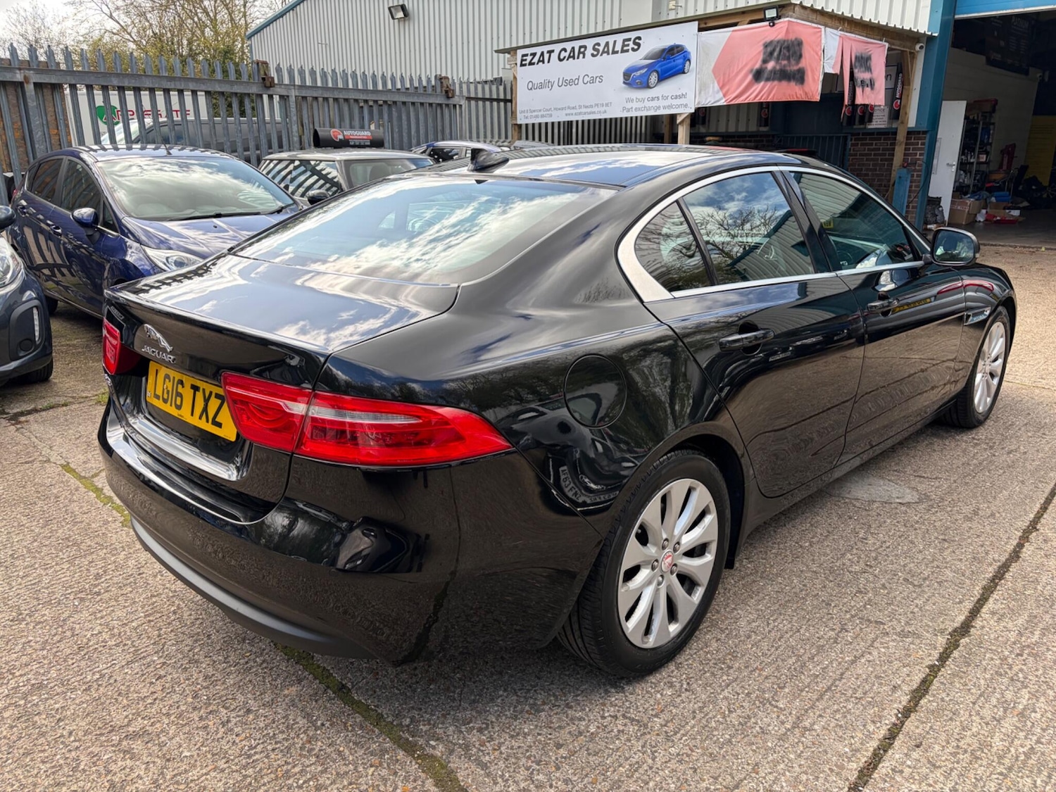 Used Jaguar XE 2016 for sale - 78071812: Photo 9