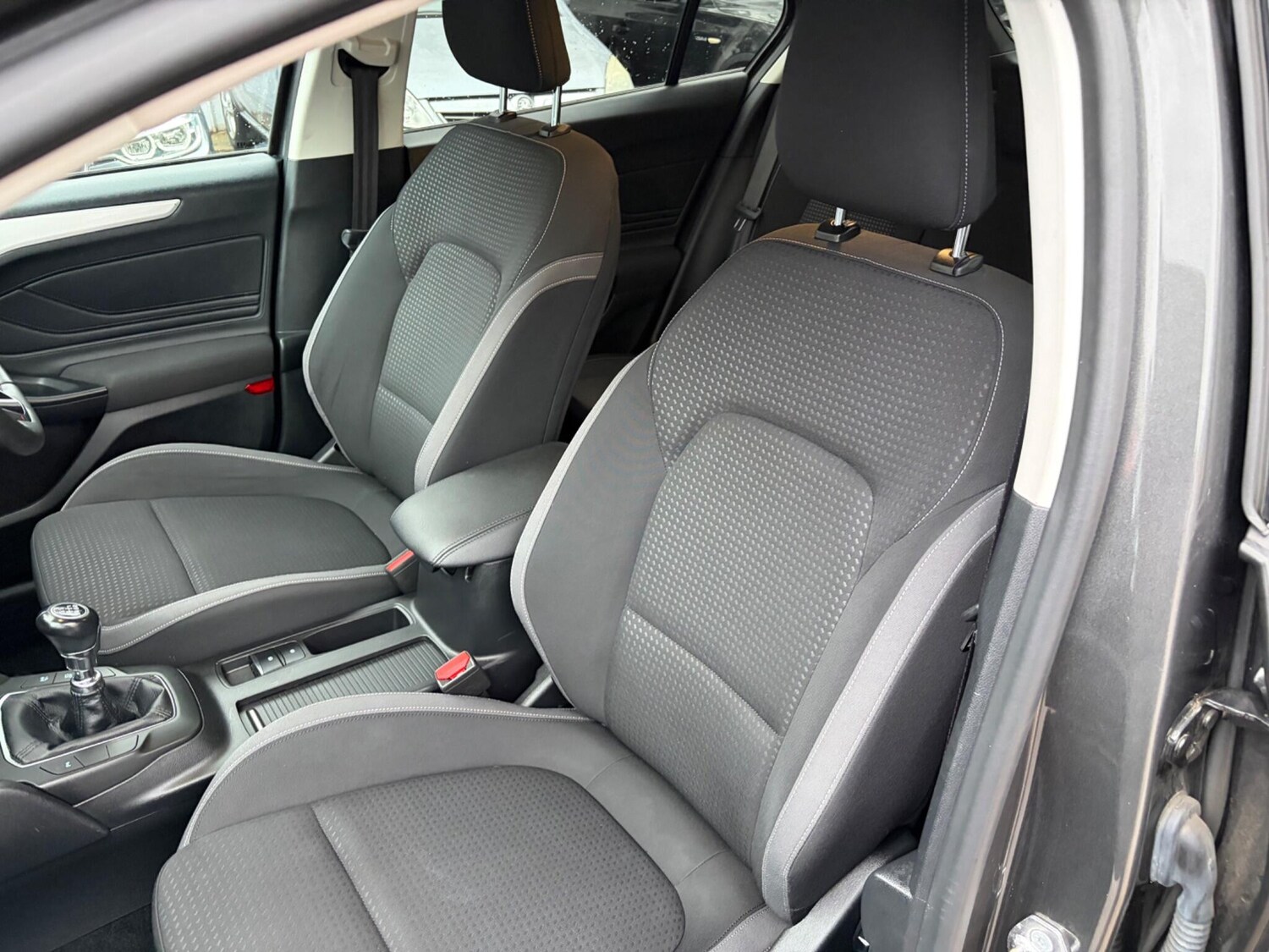 Used Ford Focus for sale - 77484375: Photo 39