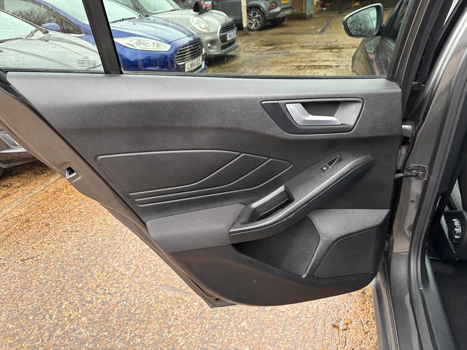 Used Ford Focus for sale - 77484375: Photo 40