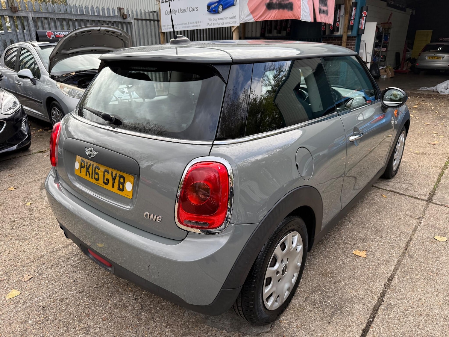 Used MINI Hatch 2016 for sale - 76991611: Photo 11