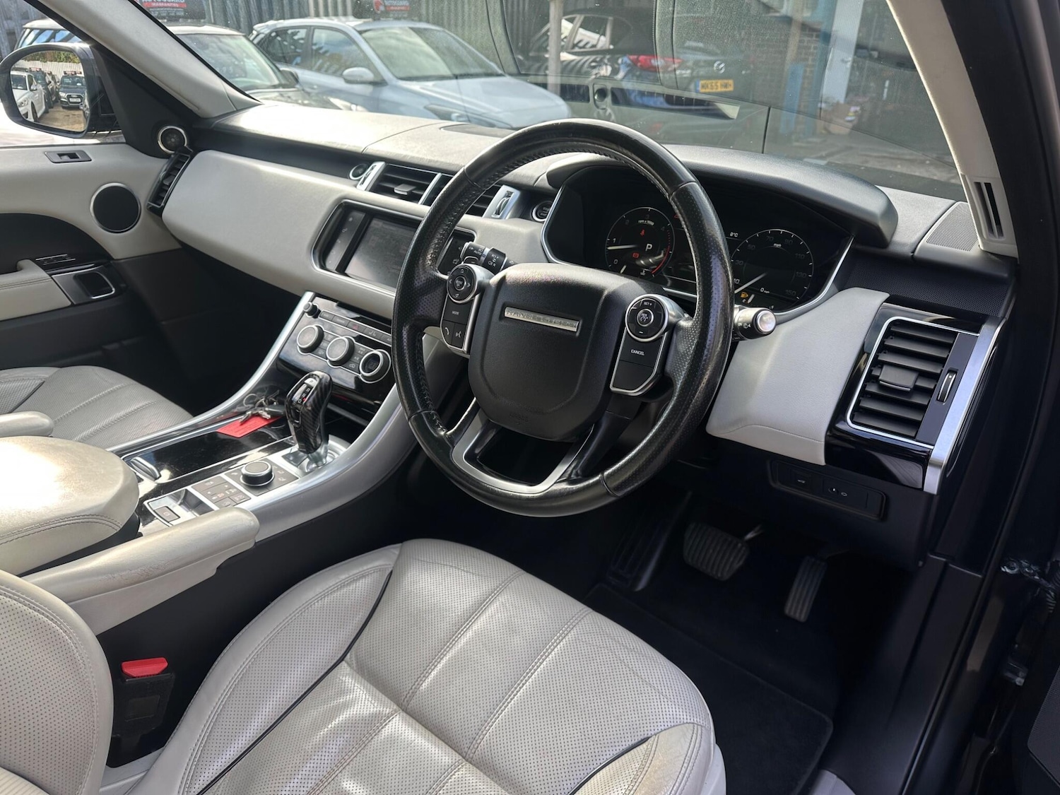 Used Land Rover Range Rover Sport 2016 for sale - 76666506: Photo 13