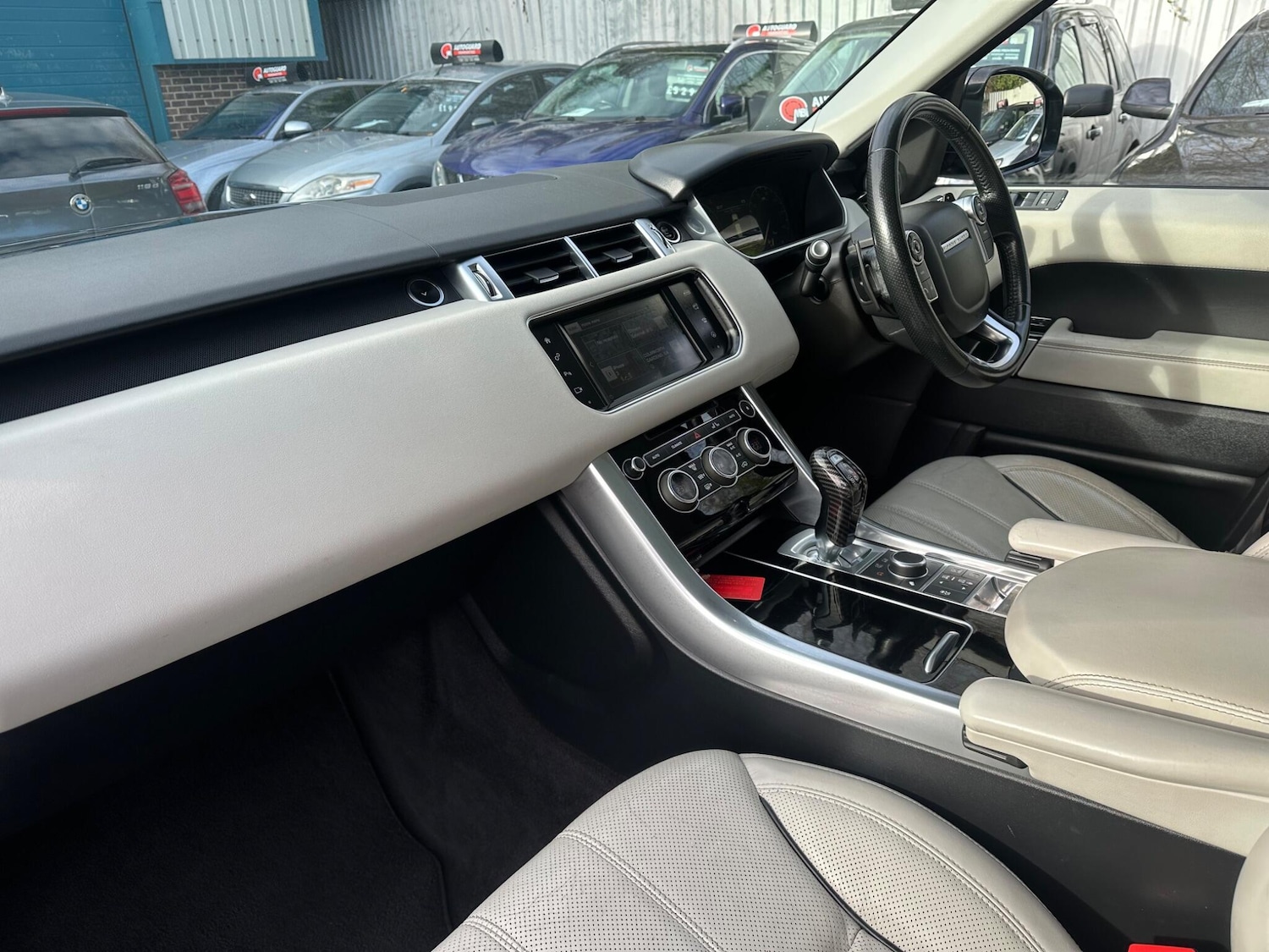 Used Land Rover Range Rover Sport 2016 for sale - 76666506: Photo 16