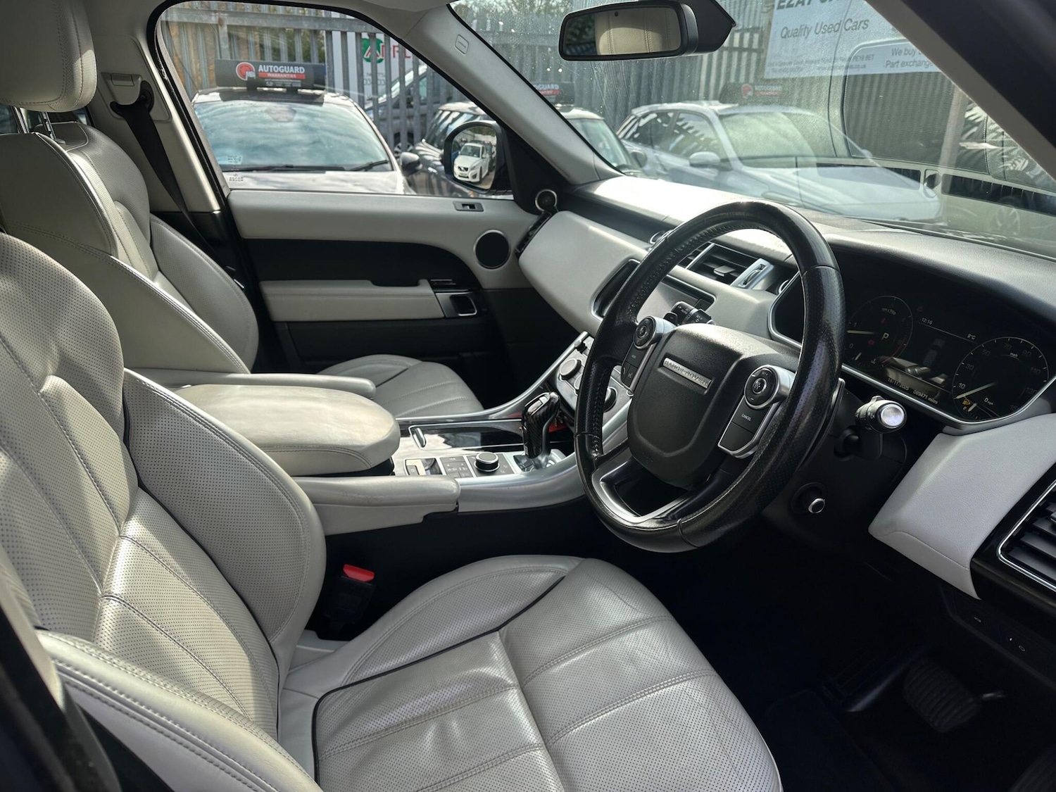 Used Land Rover Range Rover Sport 2016 for sale - 76666506: Photo 17