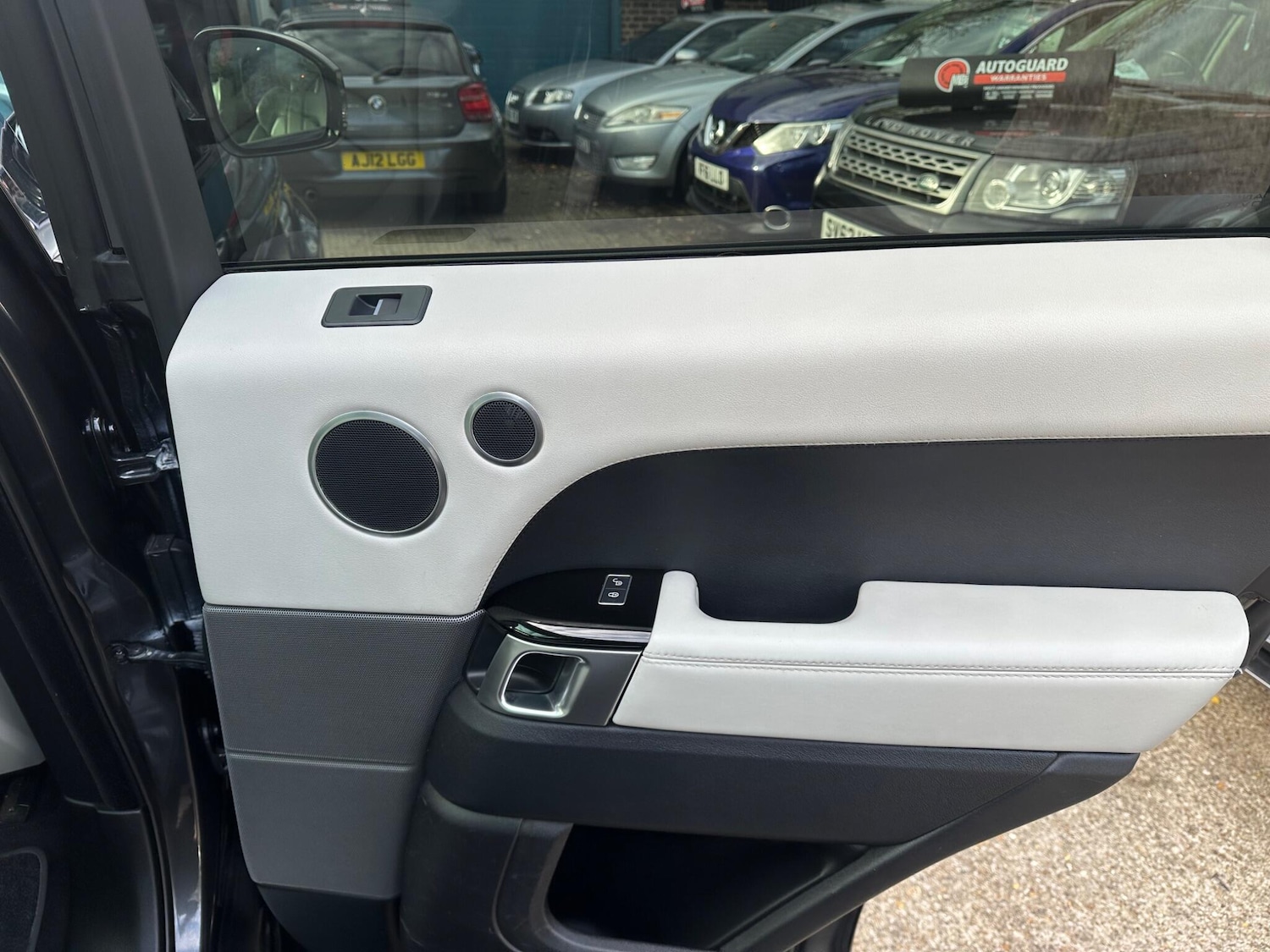 Used Land Rover Range Rover Sport 2016 for sale - 76666506: Photo 37