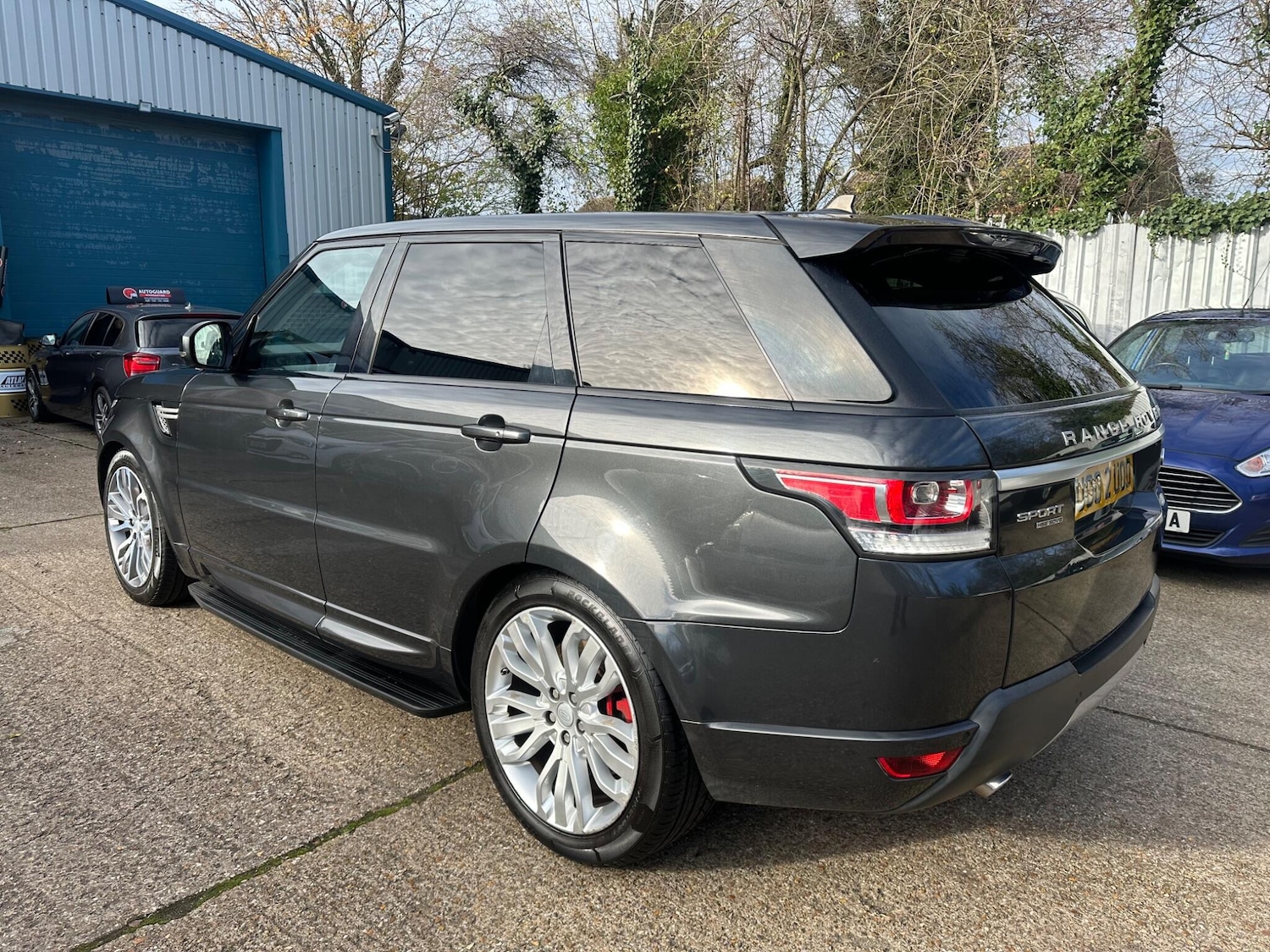 Used Land Rover Range Rover Sport 2016 for sale - 76666506: Photo 4