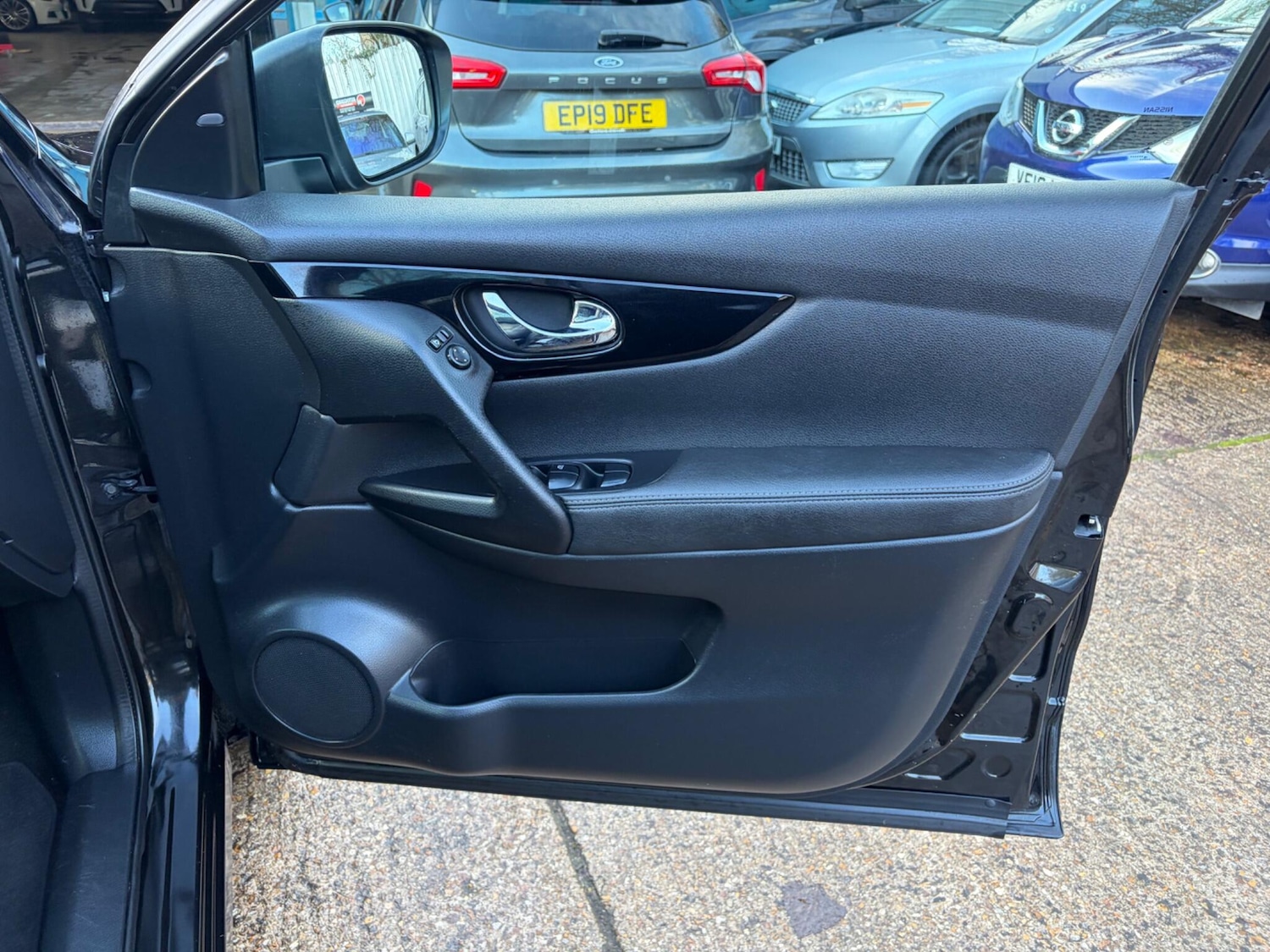 Used Nissan Qashqai 2016 for sale - 77229241: Photo 34