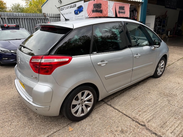 Used Citroen C4 Picasso 2008 for sale - 76189039: Photo 10