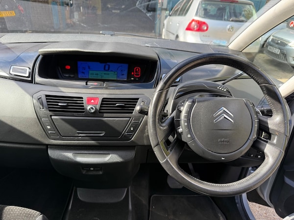 Used Citroen C4 Picasso 2008 for sale - 76189039: Photo 18