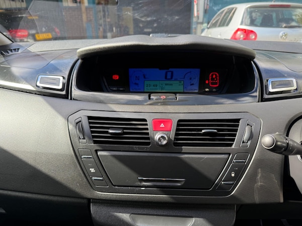 Used Citroen C4 Picasso 2008 for sale - 76189039: Photo 19