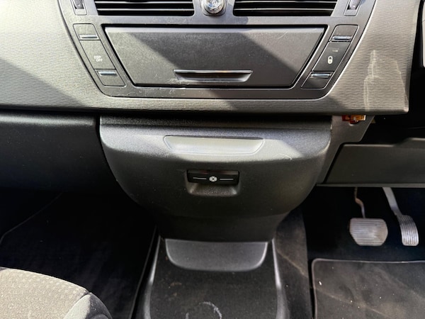 Used Citroen C4 Picasso 2008 for sale - 76189039: Photo 20