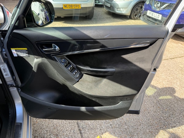 Used Citroen C4 Picasso 2008 for sale - 76189039: Photo 23