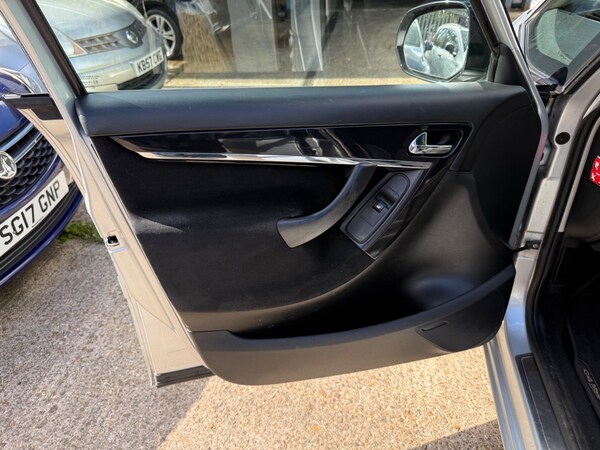 Used Citroen C4 Picasso 2008 for sale - 76189039: Photo 27