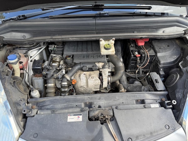 Used Citroen C4 Picasso 2008 for sale - 76189039: Photo 40