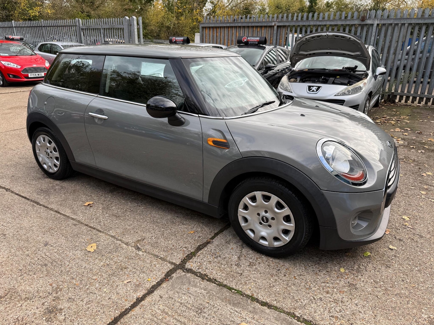Used MINI Hatch 2016 for sale - 76399074: Photo 5