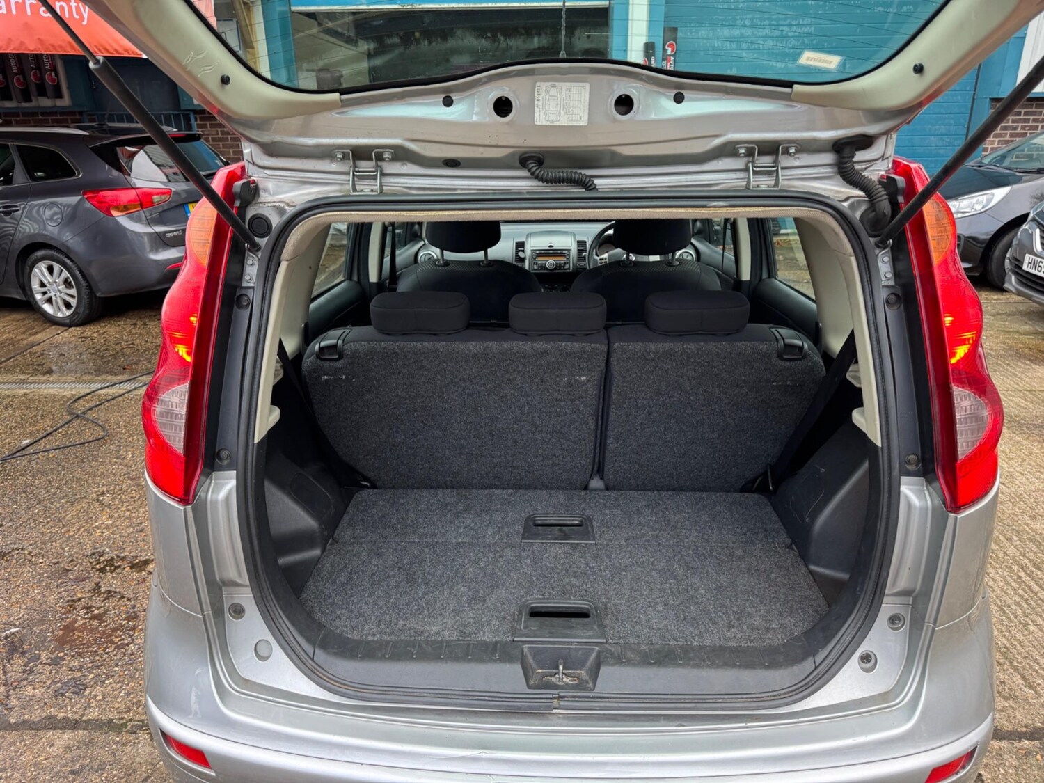 Vehicle 27