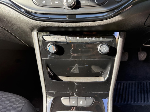 Used Vauxhall Astra 2017 for sale - 76060834: Photo 26