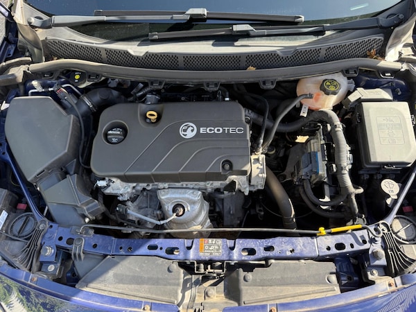 Used Vauxhall Astra 2017 for sale - 76060834: Photo 55