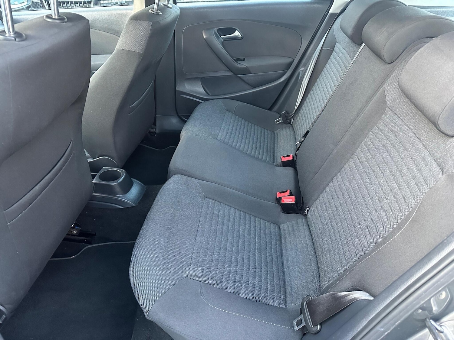 Used Volkswagen Polo 2011 for sale - 76632675: Photo 17