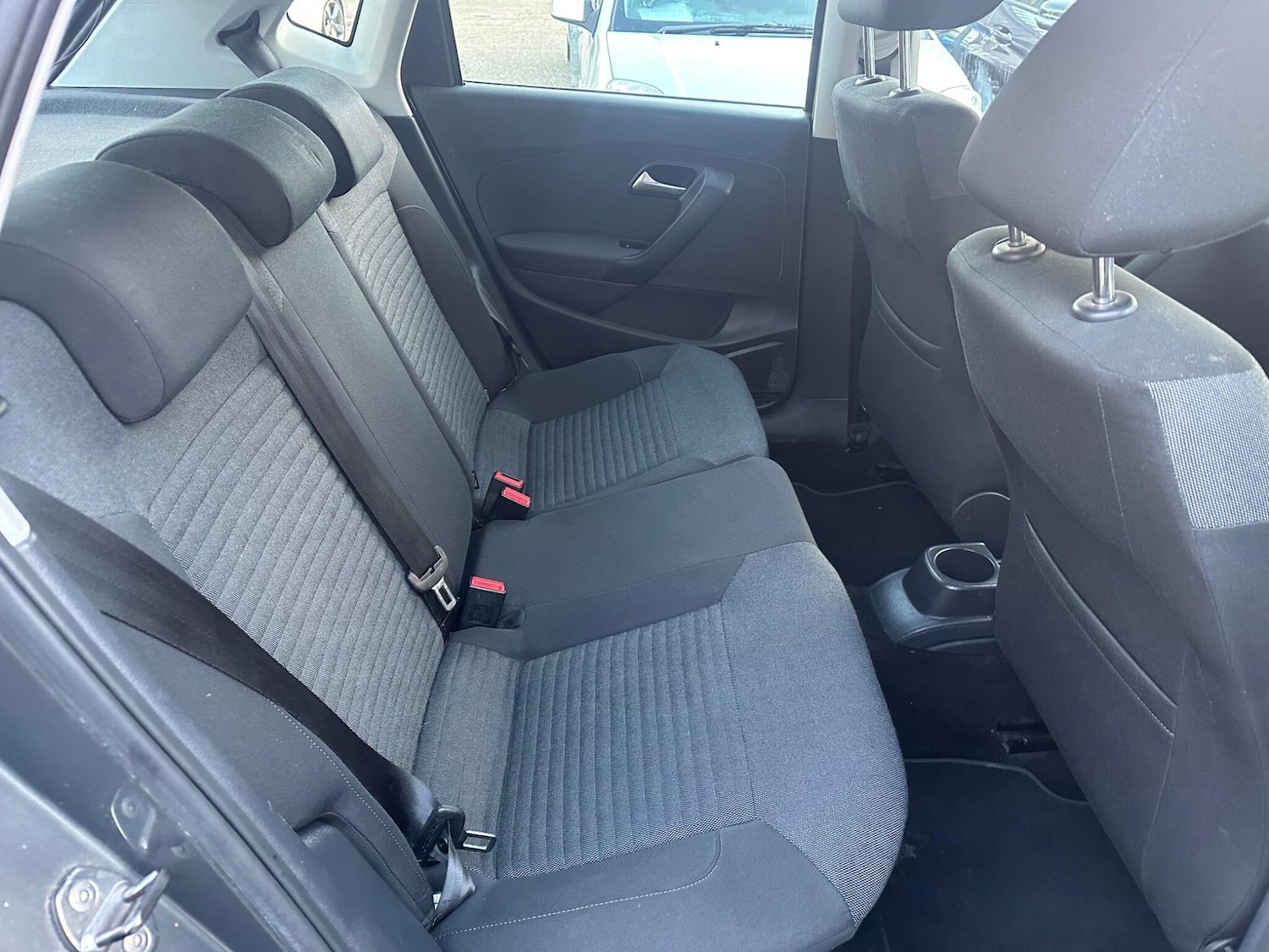 Used Volkswagen Polo 2011 for sale - 76632675: Photo 19