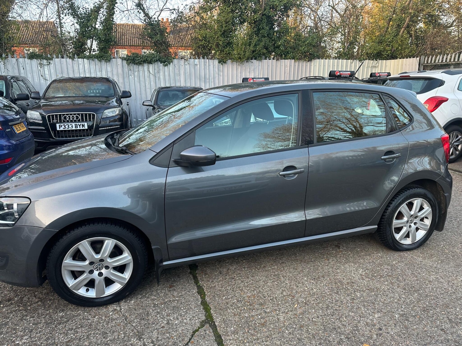Used Volkswagen Polo 2011 for sale - 76632675: Photo 7
